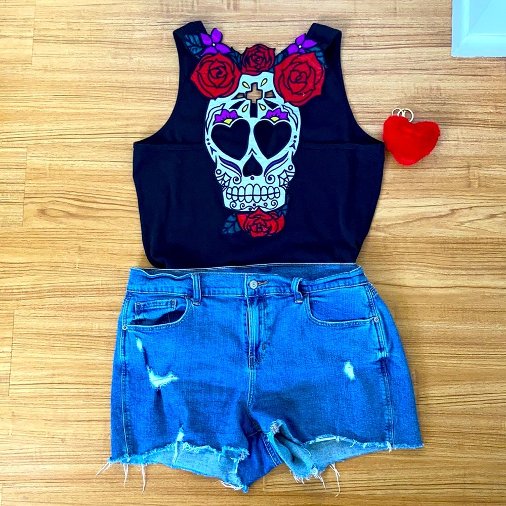 🌹💀🌸Sugar Skull Top🌸💀🌹